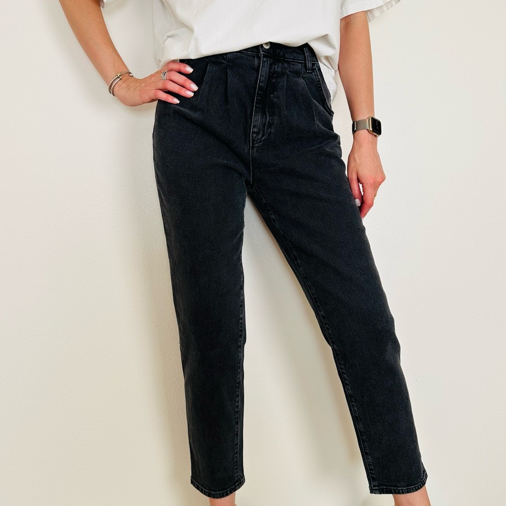 New Current/Elliott pleated high rise gravity black denim jeans